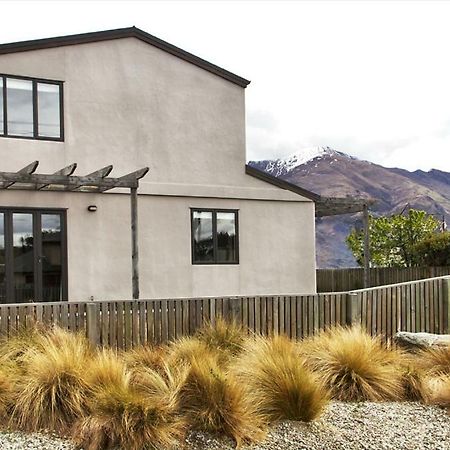 Kylie'S Castle Villa Wanaka Dış mekan fotoğraf