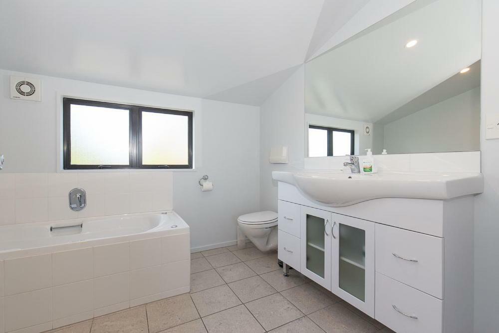 Kylie'S Castle Villa Wanaka Dış mekan fotoğraf